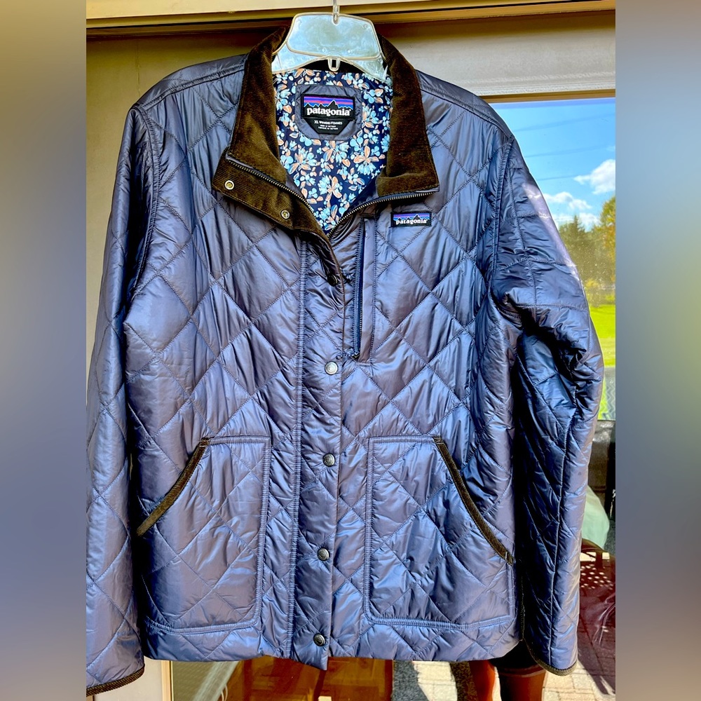 PATAGONIA WOMENS BACK PASTURE BLUE JACKET SIZE XL —- HARD TO FIND